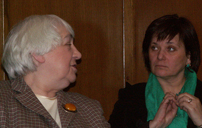 Татьяна Михайловна с Ириной Александровной Седаковой на конференции памяти Галины Петровны Клепиковой в Москве в 2008 году