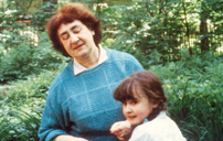 Татьяна Михайловна с пятилетней внучкой Асей (Татьяной Александровной Михайловой)